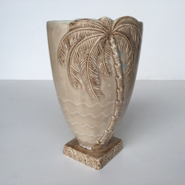 ART, VASE Beswick Blush Palmtree 36cmD x 26cmH